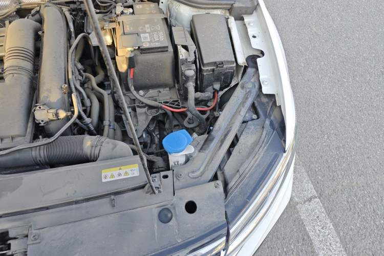 Used Volkswagen Bora 2024 200TSI DSG EnjoyDrive PRO Edition Engine Bay Left