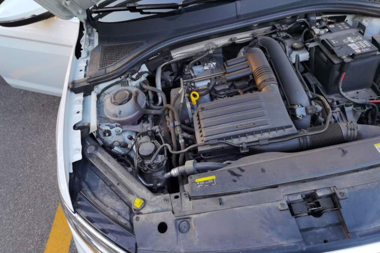 Used Volkswagen Bora 2024 200TSI DSG Smart Drive Edition Engine Bay Right