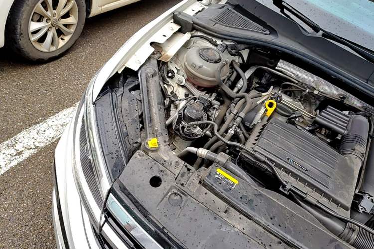 Used Volkswagen Bora 2024 200TSI DSG Smart Drive Edition Engine Bay Right