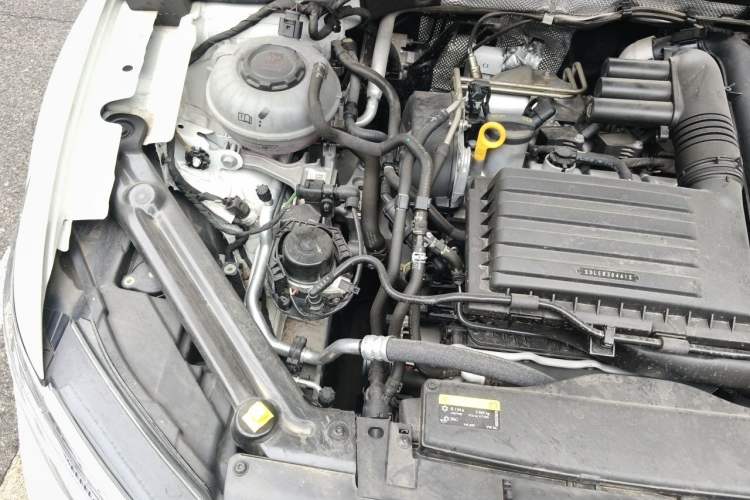 Used Volkswagen Bora 2024 280TSI DSG Comfort Edition Engine Bay Right