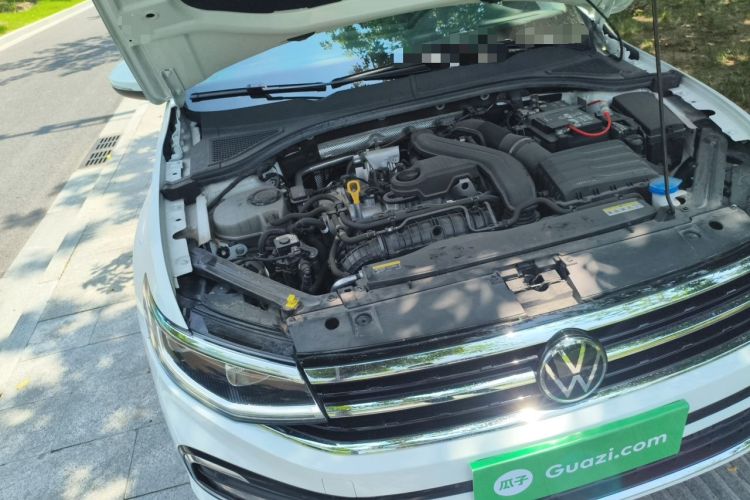 Used Volkswagen Bora 2024 300TSI DSG Prestige Edition Engine Bay Right