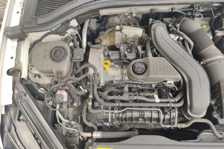 Used Volkswagen Bora 2024 300TSI DSG Prestige Edition Engine Bay Right
