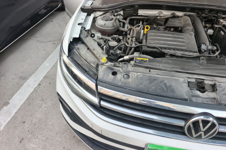 Used Volkswagen Bora 2024 200TSI Manual Comfort Edition Engine Bay Right