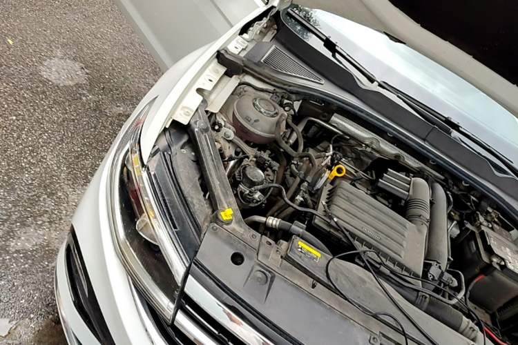 Used Volkswagen Bora 2024 200TSI DSG Smart Drive Edition Engine Bay Right