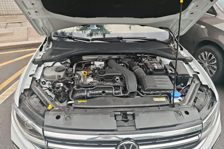Used Volkswagen Bora 2024 300TSI DSG Prestige Edition Engine Bay