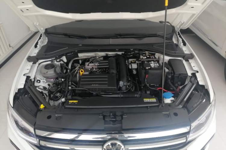 Used Volkswagen Bora 2024 200TSI DSG Joyful Drive Edition Engine Bay