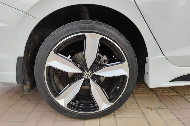 Used Volkswagen Bora 2024 300TSI DSG Prestige Edition Exterior 8