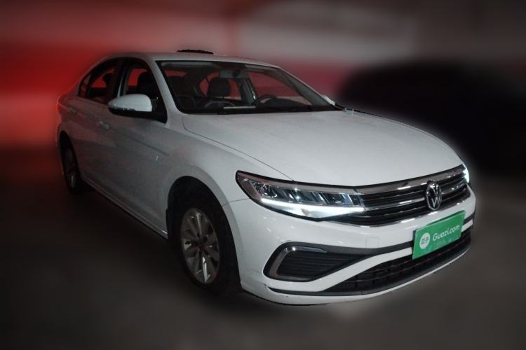 Used Volkswagen Bora 2024 200TSI DSG Comfort Edition Front Right 45 Deg