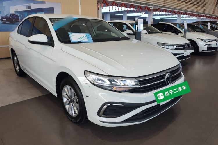 Used Volkswagen Bora 2024 200TSI DSG Comfort Edition Front Right 45 Deg