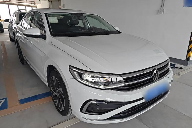 Used Volkswagen Bora 2024 200TSI DSG EnjoyDrive PRO Edition Front Right 45 Deg