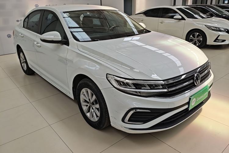 Used Volkswagen Bora 2024 200TSI DSG Comfort Edition Front Right 45 Deg