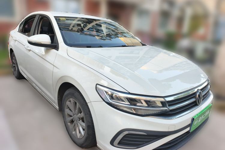 Used Volkswagen Bora 2024 200TSI Manual Comfort Edition Front Right 45 Deg