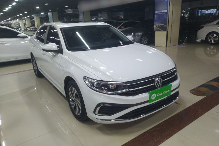 Used Volkswagen Bora 2024 200TSI DSG Joyful Drive Edition Front Right 45 Deg