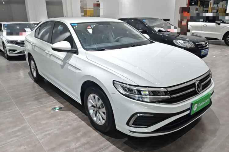 Used Volkswagen Bora 2024 200TSI DSG Comfort Edition Front Right 45 Deg