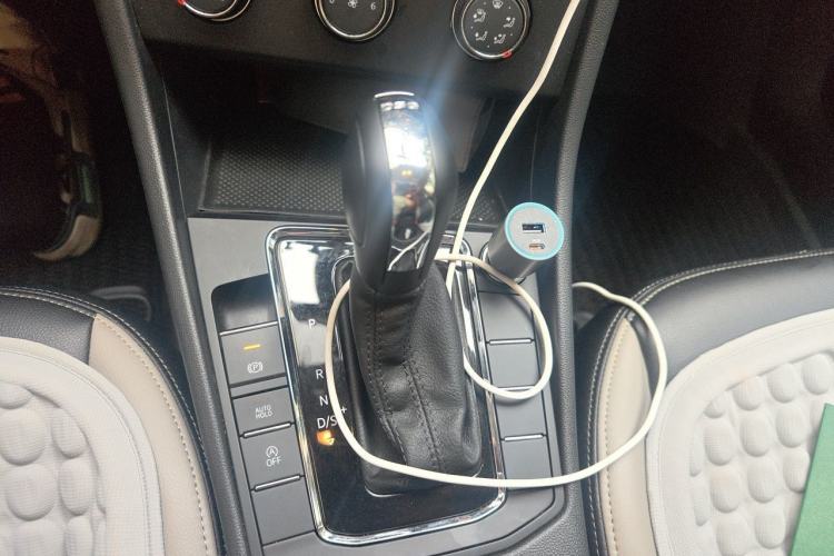 Used Volkswagen Bora 2024 200TSI DSG Comfort Edition Gear Lever