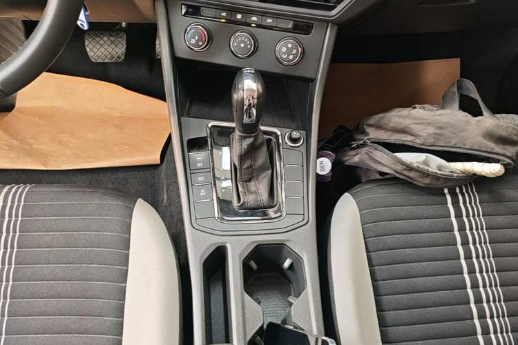 Used Volkswagen Bora 2024 200TSI DSG Comfort Edition Gear Lever