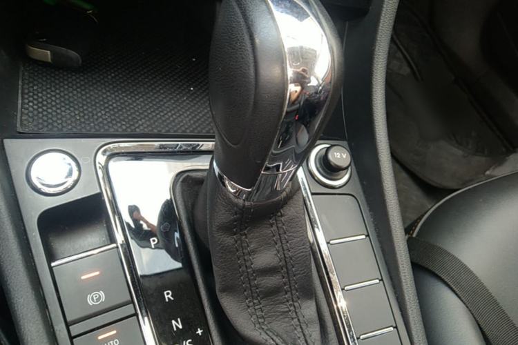 Used Volkswagen Bora 2024 200TSI DSG Smart Drive Edition Gear Lever