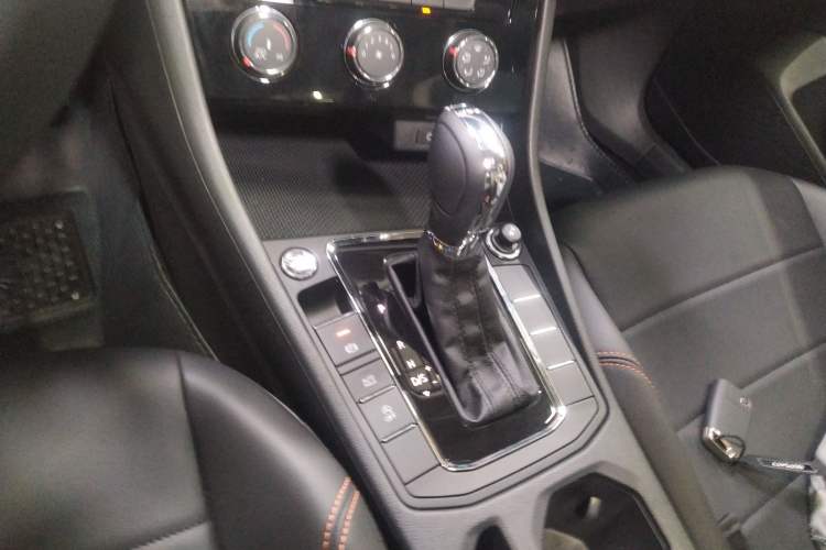 Used Volkswagen Bora 2024 200TSI DSG Joyful Drive Edition Gear Lever