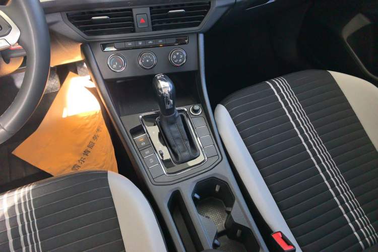 Used Volkswagen Bora 2024 200TSI DSG Comfort Edition Gear Lever