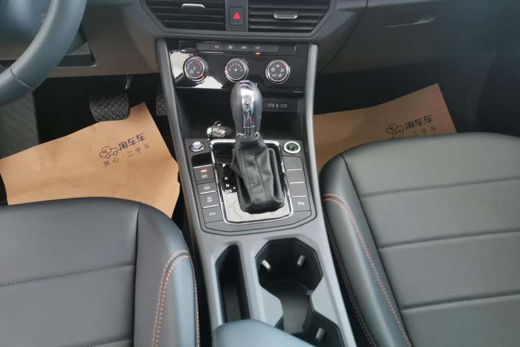 Used Volkswagen Bora 2024 280TSI DSG Comfort Edition Gear Lever