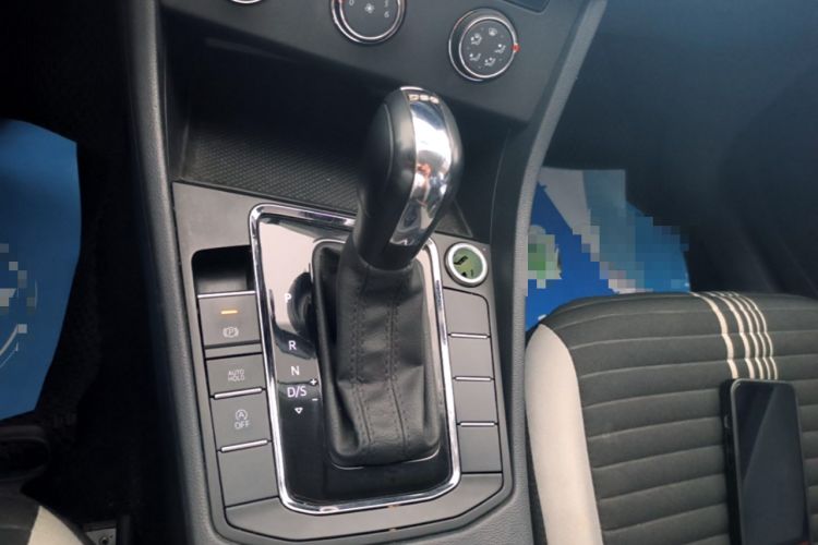 Used Volkswagen Bora 2024 200TSI DSG Comfort Edition Gear Lever