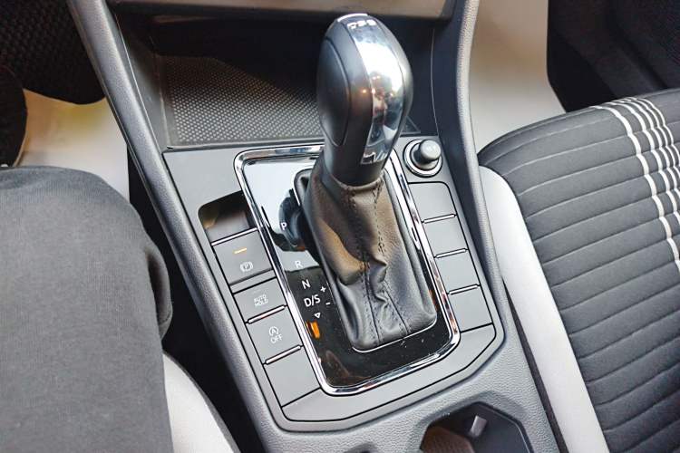 Used Volkswagen Bora 2024 200TSI DSG Comfort Edition Gear Lever