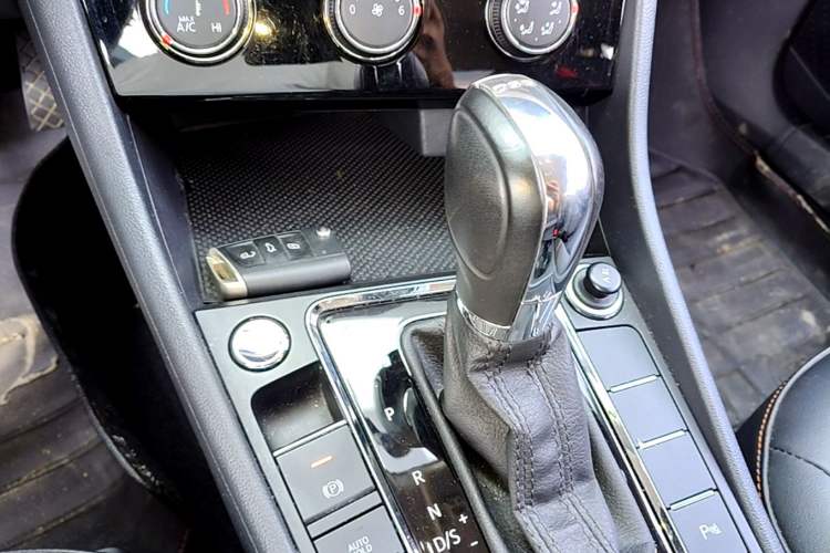 Used Volkswagen Bora 2024 200TSI DSG Smart Drive Edition Gear Lever