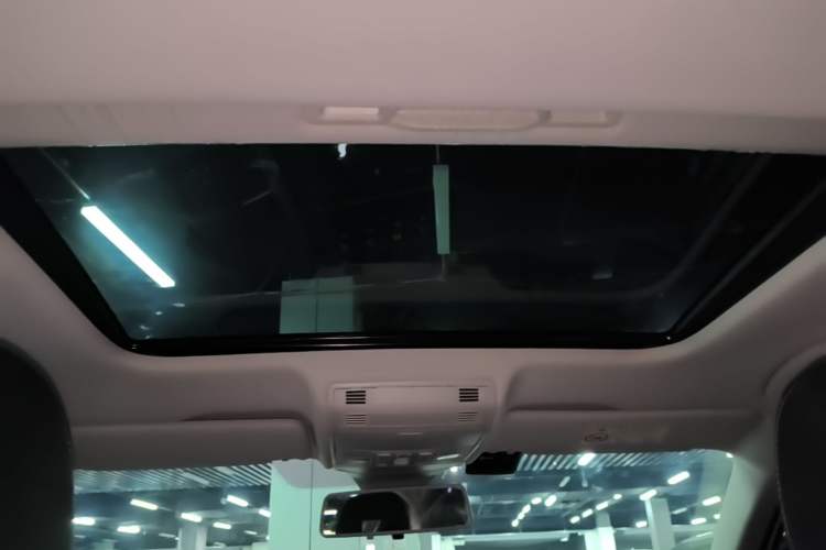 Used Volkswagen Bora 2024 300TSI DSG Prestige Edition Headliner