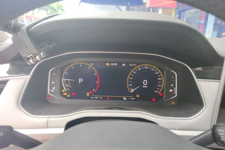 Used Volkswagen Bora 2024 300TSI DSG Prestige Edition Instrument Cluster
