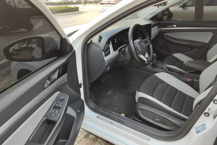 Used Volkswagen Bora 2024 300TSI DSG Prestige Edition Interior 3