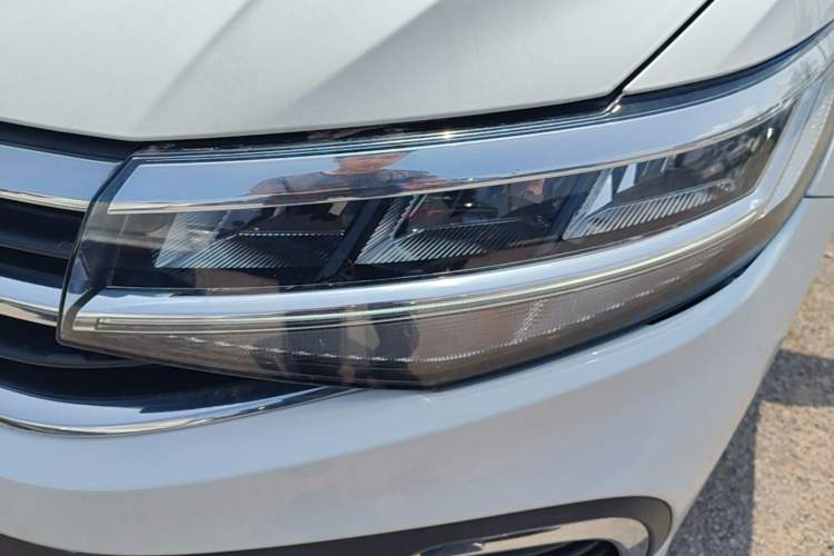 Used Volkswagen Bora 2024 200TSI DSG Comfort Edition Left Front Headlight