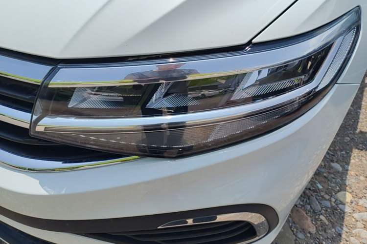 Used Volkswagen Bora 2024 200TSI DSG Comfort Edition Left Front Headlight