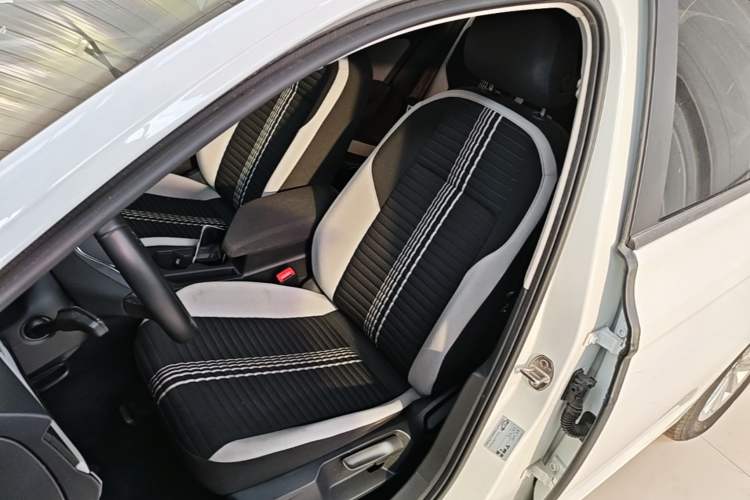 Used Volkswagen Bora 2024 200TSI DSG Comfort Edition Left Front Seat