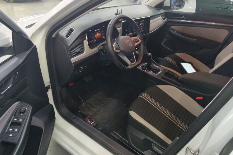 Used Volkswagen Bora 2024 200TSI DSG Comfort Edition Left Front Seat