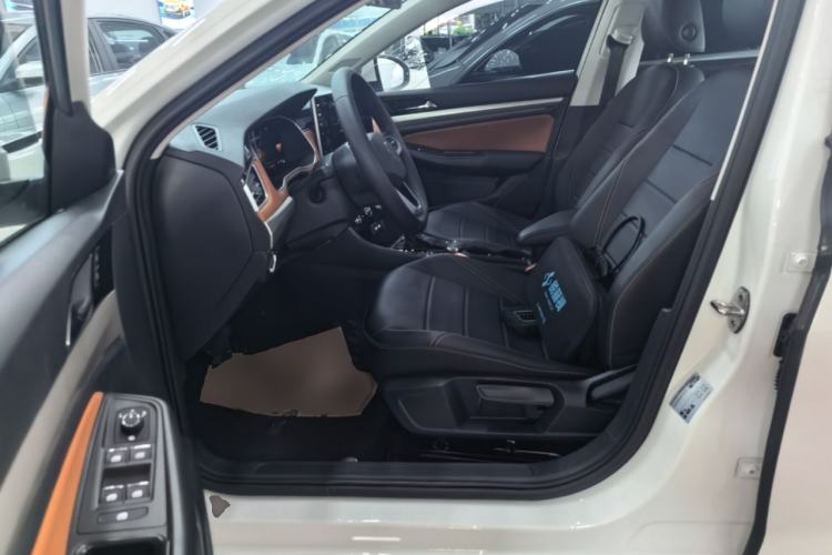 Used Volkswagen Bora 2024 280TSI DSG Comfort Edition Left Front Seat
