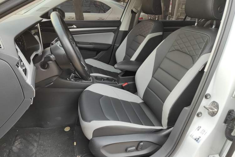Used Volkswagen Bora 2024 300TSI DSG Prestige Edition Left Front Seat