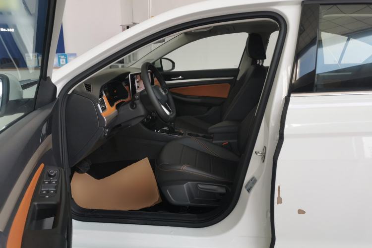 Used Volkswagen Bora 2024 280TSI DSG Comfort Edition Left Front Seat