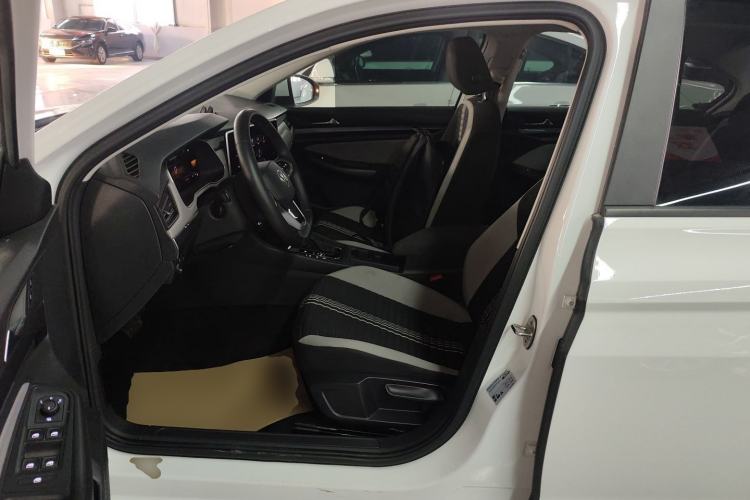 Used Volkswagen Bora 2024 200TSI DSG Comfort Edition Left Front Seat