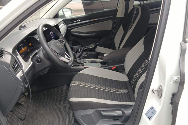 Used Volkswagen Bora 2024 200TSI DSG Comfort Edition Left Front Seat
