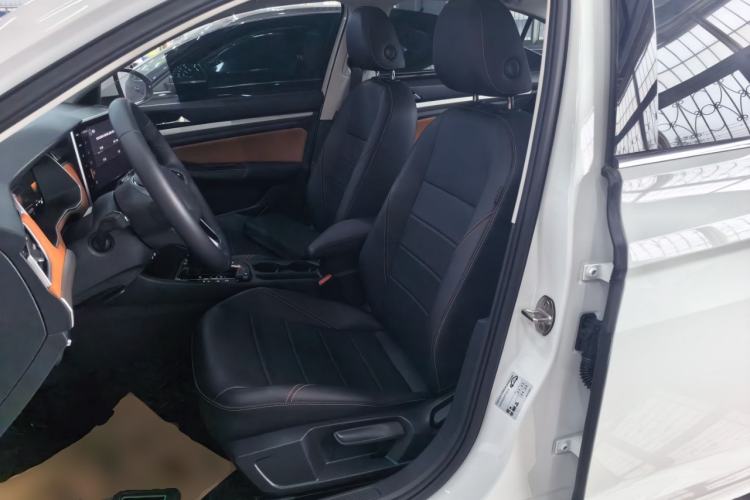 Used Volkswagen Bora 2024 280TSI DSG Comfort Edition Left Front Seat