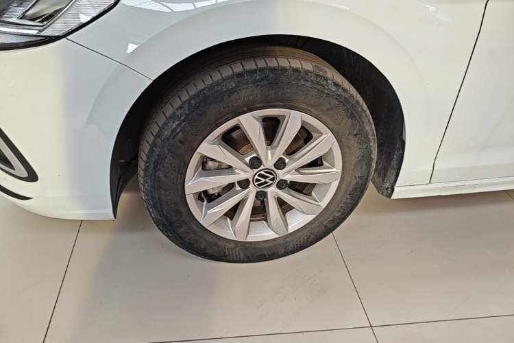 Used Volkswagen Bora 2024 200TSI DSG Comfort Edition Left Front Wheel Hub