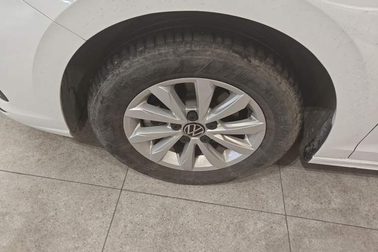 Used Volkswagen Bora 2024 200TSI DSG Comfort Edition Left Front Wheel Hub