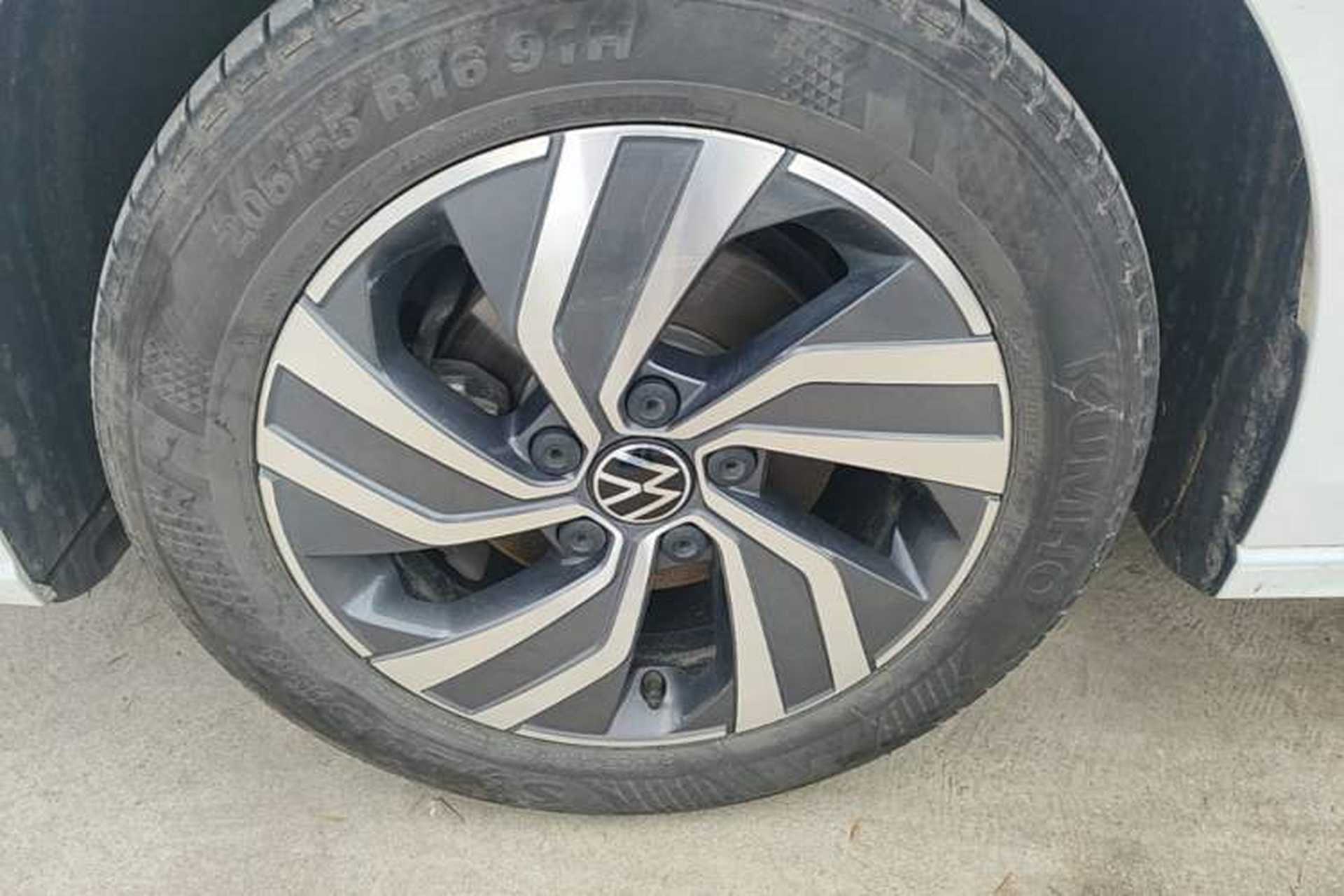 Used Volkswagen Bora 2024 200TSI DSG Smart Drive Edition Left Front Wheel Hub