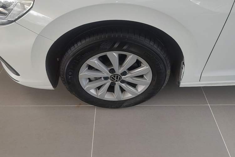Used Volkswagen Bora 2024 200TSI DSG Comfort Edition Left Front Wheel Hub