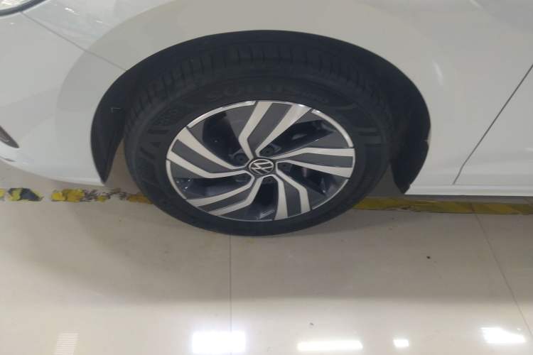 Used Volkswagen Bora 2024 200TSI DSG Joyful Drive Edition Left Front Wheel Hub