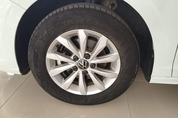 Used Volkswagen Bora 2024 200TSI DSG Comfort Edition Left Front Wheel Hub