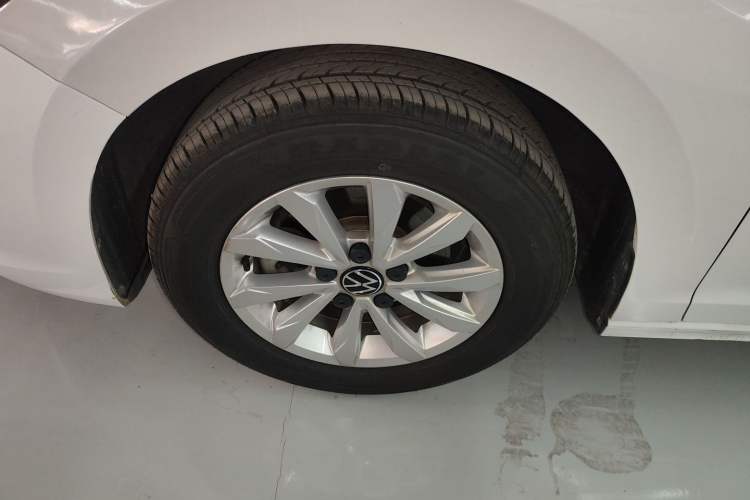 Used Volkswagen Bora 2024 200TSI DSG Comfort Edition Left Front Wheel Hub