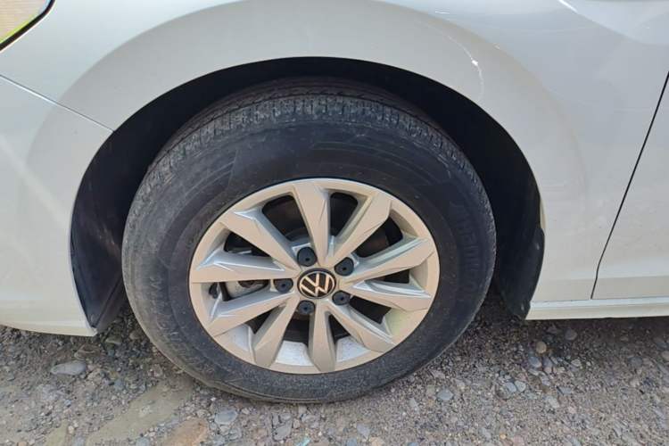 Used Volkswagen Bora 2024 200TSI DSG Comfort Edition Left Front Wheel Hub