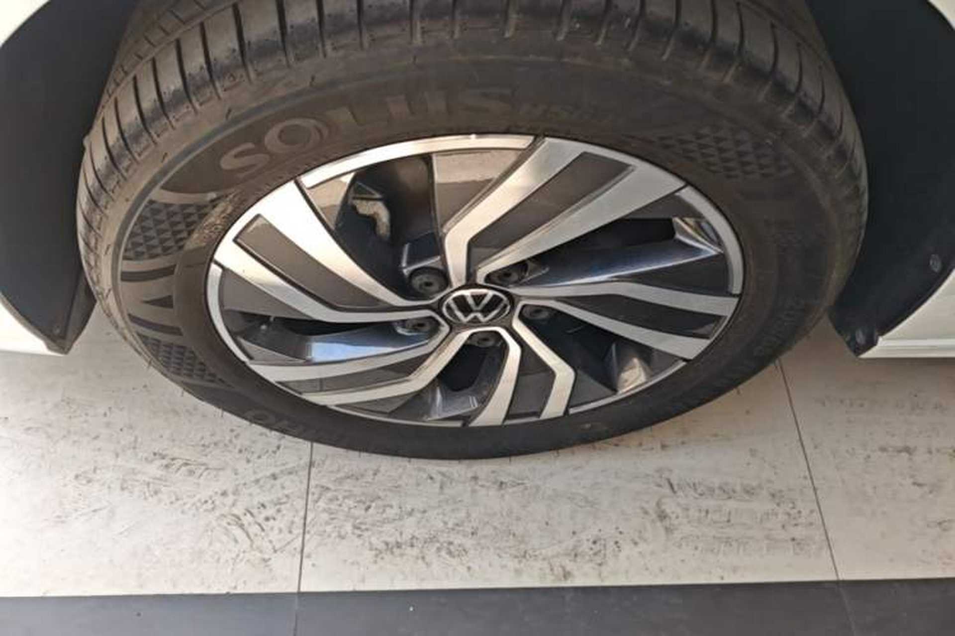 Used Volkswagen Bora 2024 280TSI DSG Comfort Edition Left Front Wheel Hub