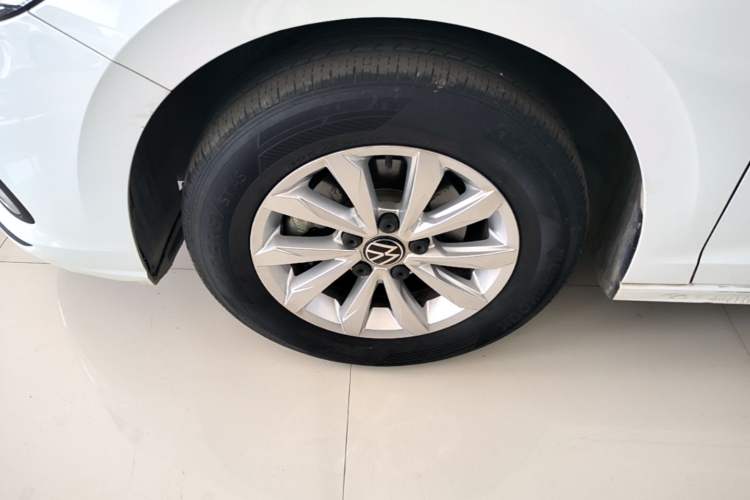 Used Volkswagen Bora 2024 200TSI DSG Comfort Edition Left Front Wheel Hub
